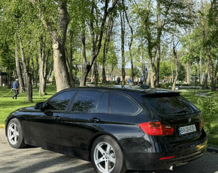 Черный БМВ 3 Серия, объемом двигателя 2 л и пробегом 230 тыс. км за 12000 $, фото 5 на Automoto.ua