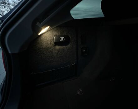 Черный БМВ 3 Серия, объемом двигателя 2 л и пробегом 233 тыс. км за 13000 $, фото 13 на Automoto.ua