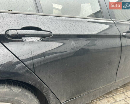 Чорний БМВ 3 Серія, об'ємом двигуна 2 л та пробігом 265 тис. км за 10000 $, фото 17 на Automoto.ua