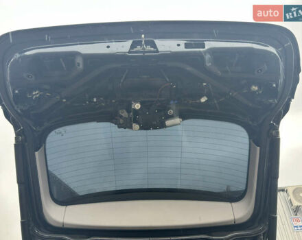 Чорний БМВ 3 Серія, об'ємом двигуна 2 л та пробігом 265 тис. км за 10000 $, фото 11 на Automoto.ua