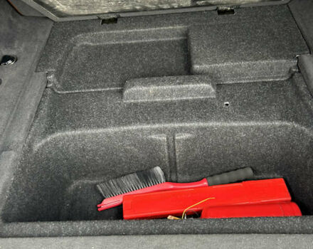 Чорний БМВ 3 Серія, об'ємом двигуна 2 л та пробігом 265 тис. км за 10000 $, фото 12 на Automoto.ua