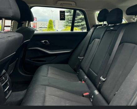 БМВ 3 Серия 2022 в Стрые на Automoto.ua Черный БМВ 3 Серия, объемом двигателя 2 л и пробегом 82 тыс. км за 32044 $, фото 12 на Automoto.ua