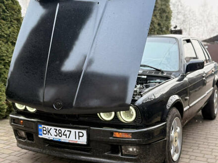 Чорний БМВ 3 Серія, об'ємом двигуна 1.77 л та пробігом 160 тис. км за 2450 $, фото 1 на Automoto.ua