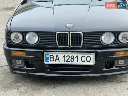 Чорний БМВ 3 Серія, об'ємом двигуна 2.4 л та пробігом 253 тис. км за 2100 $, фото 1 на Automoto.ua