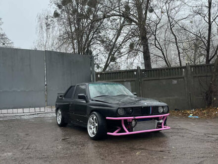 БМВ 3 Серия 1986 в Киеве на Automoto.ua Черный БМВ 3 Серия, объемом двигателя 1.77 л и пробегом 100 тыс. км за 7800 $, фото 1 на Automoto.ua