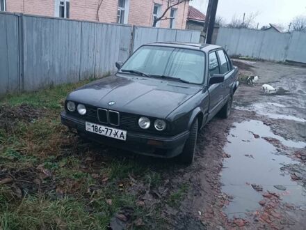 Чорний БМВ 3 Серія, об'ємом двигуна 1 л та пробігом 200 тис. км за 1200 $, фото 1 на Automoto.ua