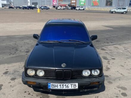 Черный БМВ 3 Серия, объемом двигателя 1.8 л и пробегом 180 тыс. км за 1300 $, фото 1 на Automoto.ua