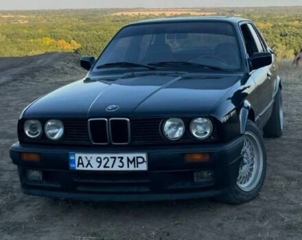 Черный БМВ 3 Серия, объемом двигателя 1.8 л и пробегом 260 тыс. км за 2600 $, фото 1 на Automoto.ua