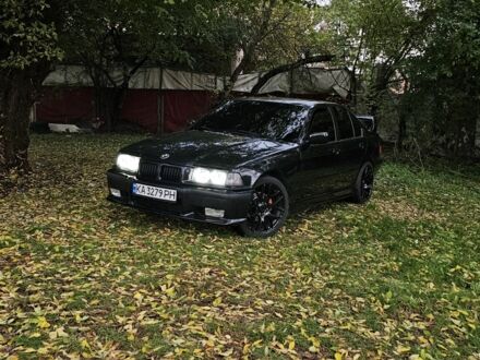 БМВ 3 Серія 1991 у Києві на Automoto.ua Чорний БМВ 3 Серія, об'ємом двигуна 2.5 л та пробігом 180 тис. км за 4100 $, фото 1 на Automoto.ua