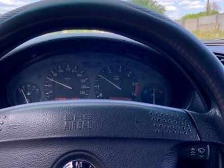 Черный БМВ 3 Серия, объемом двигателя 1.8 л и пробегом 416 тыс. км за 3300 $, фото 1 на Automoto.ua