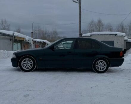 Черный БМВ 3 Серия, объемом двигателя 1.8 л и пробегом 322 тыс. км за 1285 $, фото 1 на Automoto.ua