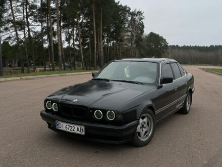 Чорний БМВ 3 Серія, об'ємом двигуна 2.5 л та пробігом 417 тис. км за 1700 $, фото 1 на Automoto.ua