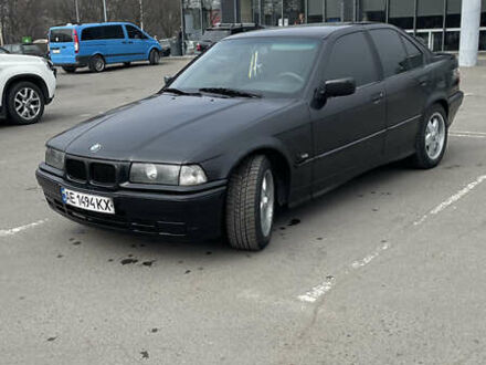 БМВ 3 Серия 1992 в Днепре (Днепропетровске) на Automoto.ua Черный БМВ 3 Серия, объемом двигателя 1.8 л и пробегом 393 тыс. км за 1900 $, фото 1 на Automoto.ua