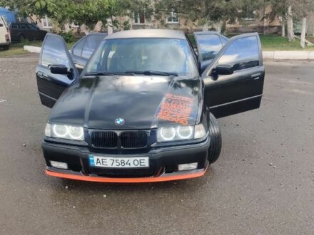 БМВ 3 Серія 1994 у Павлограде на Automoto.ua Чорний БМВ 3 Серія, об'ємом двигуна 0 л та пробігом 314 тис. км за 3800 $, фото 1 на Automoto.ua
