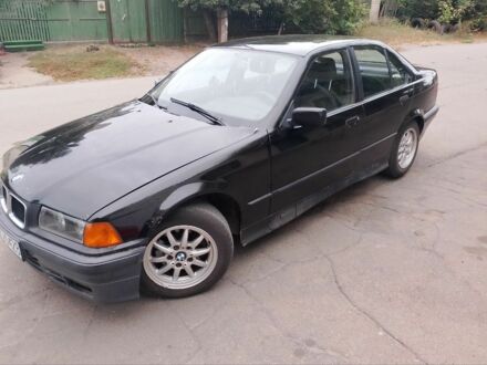 Черный БМВ 3 Серия, объемом двигателя 1.8 л и пробегом 338 тыс. км за 1806 $, фото 1 на Automoto.ua