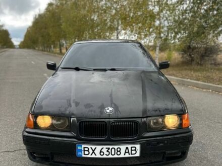 Черный БМВ 3 Серия, объемом двигателя 0 л и пробегом 333 тыс. км за 1500 $, фото 1 на Automoto.ua