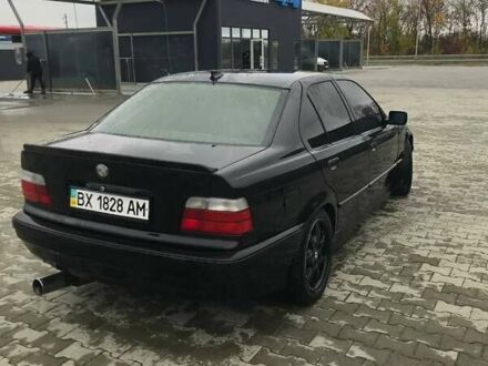 Чорний БМВ 3 Серія, об'ємом двигуна 2 л та пробігом 320 тис. км за 2450 $, фото 1 на Automoto.ua