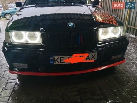 Чорний БМВ 3 Серія, об'ємом двигуна 2.5 л та пробігом 400 тис. км за 3906 $, фото 1 на Automoto.ua