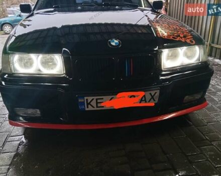 Черный БМВ 3 Серия, объемом двигателя 2.5 л и пробегом 400 тыс. км за 3906 $, фото 1 на Automoto.ua