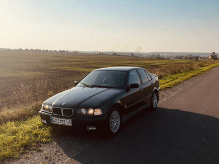 Черный БМВ 3 Серия, объемом двигателя 1.99 л и пробегом 245 тыс. км за 5200 $, фото 1 на Automoto.ua