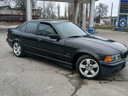 Черный БМВ 3 Серия, объемом двигателя 2.8 л и пробегом 450 тыс. км за 2799 $, фото 1 на Automoto.ua