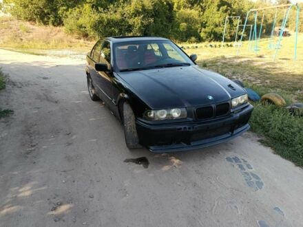 БМВ 3 Серия 1996 в Чугуеве на Automoto.ua Черный БМВ 3 Серия, объемом двигателя 1.8 л и пробегом 300 тыс. км за 1200 $, фото 1 на Automoto.ua