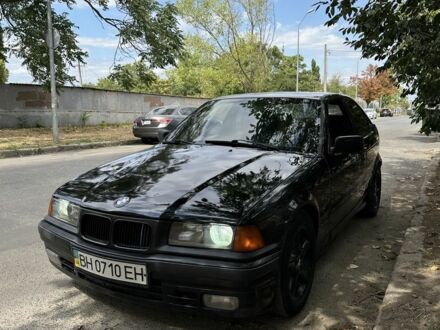 Чорний БМВ 3 Серія, об'ємом двигуна 1.8 л та пробігом 100 тис. км за 1999 $, фото 1 на Automoto.ua