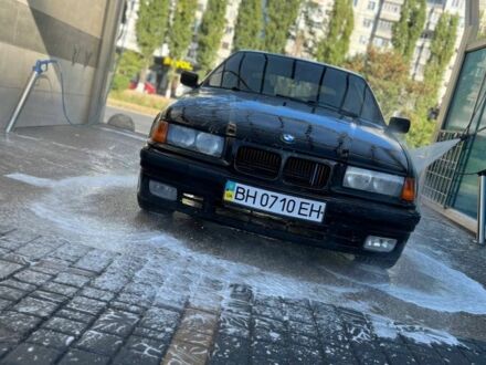 БМВ 3 Серия 1996 в Одессе на Automoto.ua Черный БМВ 3 Серия, объемом двигателя 1.8 л и пробегом 250 тыс. км за 1700 $, фото 1 на Automoto.ua