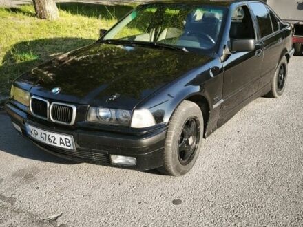 БМВ 3 Серія 1996 у Запоріжжя на Automoto.ua Чорний БМВ 3 Серія, об'ємом двигуна 1.8 л та пробігом 278 тис. км за 2800 $, фото 1 на Automoto.ua