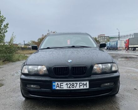 Черный БМВ 3 Серия, объемом двигателя 2 л и пробегом 267 тыс. км за 4500 $, фото 1 на Automoto.ua