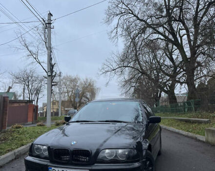 Черный БМВ 3 Серия, объемом двигателя 2 л и пробегом 330 тыс. км за 3499 $, фото 1 на Automoto.ua
