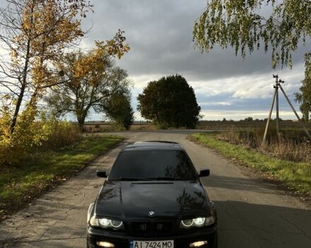 Черный БМВ 3 Серия, объемом двигателя 2 л и пробегом 429 тыс. км за 4450 $, фото 1 на Automoto.ua