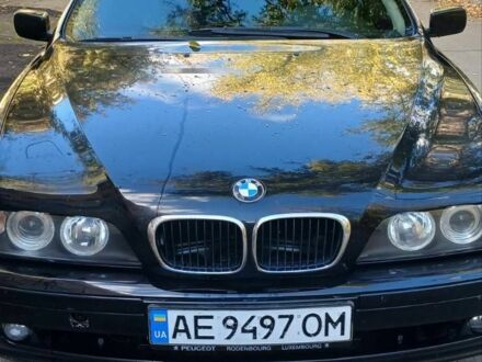 Черный БМВ 3 Серия, объемом двигателя 0 л и пробегом 265 тыс. км за 5500 $, фото 1 на Automoto.ua
