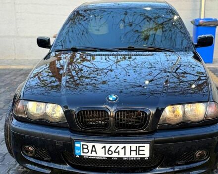 Черный БМВ 3 Серия, объемом двигателя 1.9 л и пробегом 400 тыс. км за 3800 $, фото 1 на Automoto.ua