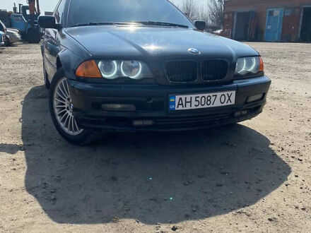 БМВ 3 Серия 2001 в Славянске на Automoto.ua Черный БМВ 3 Серия, объемом двигателя 2 л и пробегом 330 тыс. км за 5400 $, фото 1 на Automoto.ua
