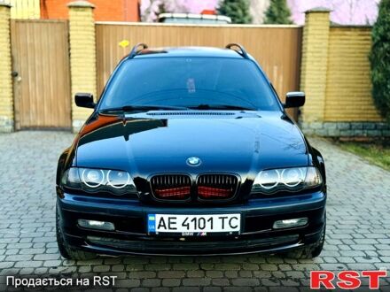 БМВ 3 Серия 2001 в Новомосковске на Automoto.ua Черный БМВ 3 Серия, объемом двигателя 2 л и пробегом 250 тыс. км за 4500 $, фото 1 на Automoto.ua