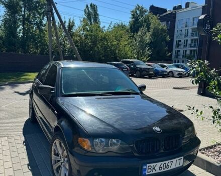 Черный БМВ 3 Серия, объемом двигателя 2 л и пробегом 280 тыс. км за 2700 $, фото 1 на Automoto.ua