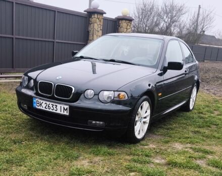 Черный БМВ 3 Серия, объемом двигателя 1.8 л и пробегом 250 тыс. км за 3500 $, фото 1 на Automoto.ua