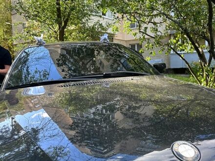 Черный БМВ 3 Серия, объемом двигателя 2 л и пробегом 300 тыс. км за 5000 $, фото 1 на Automoto.ua