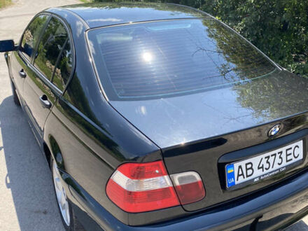 Черный БМВ 3 Серия, объемом двигателя 1.8 л и пробегом 300 тыс. км за 5500 $, фото 1 на Automoto.ua