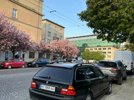 Черный БМВ 3 Серия, объемом двигателя 2.49 л и пробегом 281 тыс. км за 4700 $, фото 1 на Automoto.ua