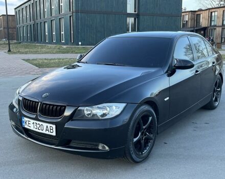 Черный БМВ 3 Серия, объемом двигателя 2 л и пробегом 300 тыс. км за 4950 $, фото 1 на Automoto.ua