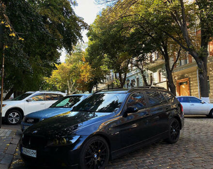 Черный БМВ 3 Серия, объемом двигателя 2 л и пробегом 320 тыс. км за 7600 $, фото 1 на Automoto.ua