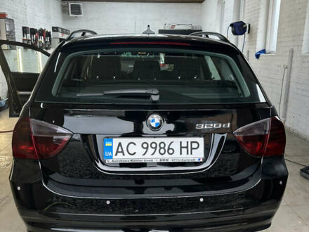 Черный БМВ 3 Серия, объемом двигателя 2 л и пробегом 341 тыс. км за 7950 $, фото 1 на Automoto.ua