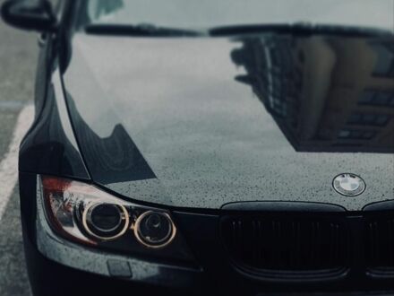 Черный БМВ 3 Серия, объемом двигателя 2 л и пробегом 390 тыс. км за 6000 $, фото 1 на Automoto.ua