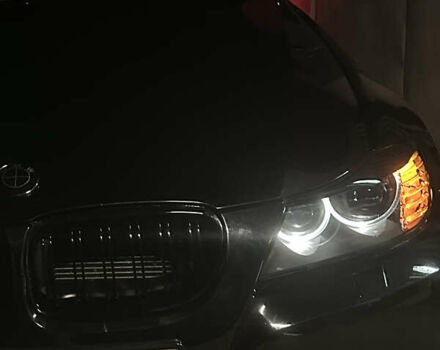 Чорний БМВ 3 Серія, об'ємом двигуна 3 л та пробігом 33 тис. км за 13000 $, фото 1 на Automoto.ua