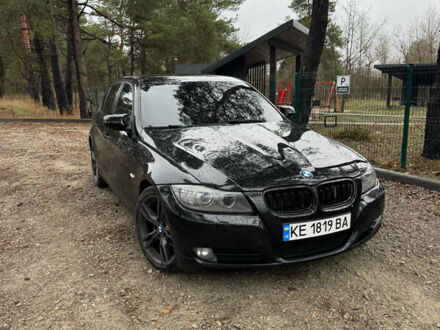 Черный БМВ 3 Серия, объемом двигателя 2 л и пробегом 195 тыс. км за 10000 $, фото 1 на Automoto.ua