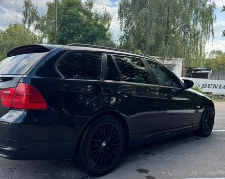 Черный БМВ 3 Серия, объемом двигателя 2 л и пробегом 300 тыс. км за 8250 $, фото 1 на Automoto.ua