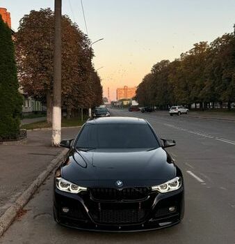 Черный БМВ 3 Серия, объемом двигателя 2.98 л и пробегом 296 тыс. км за 11700 $, фото 1 на Automoto.ua