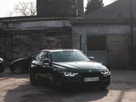 Черный БМВ 3 Серия, объемом двигателя 3 л и пробегом 190 тыс. км за 17500 $, фото 1 на Automoto.ua